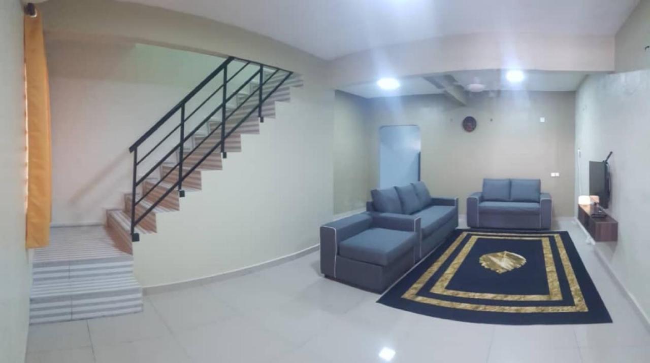 Emirda Homestay Pekan Razaki 2 * Ipoh