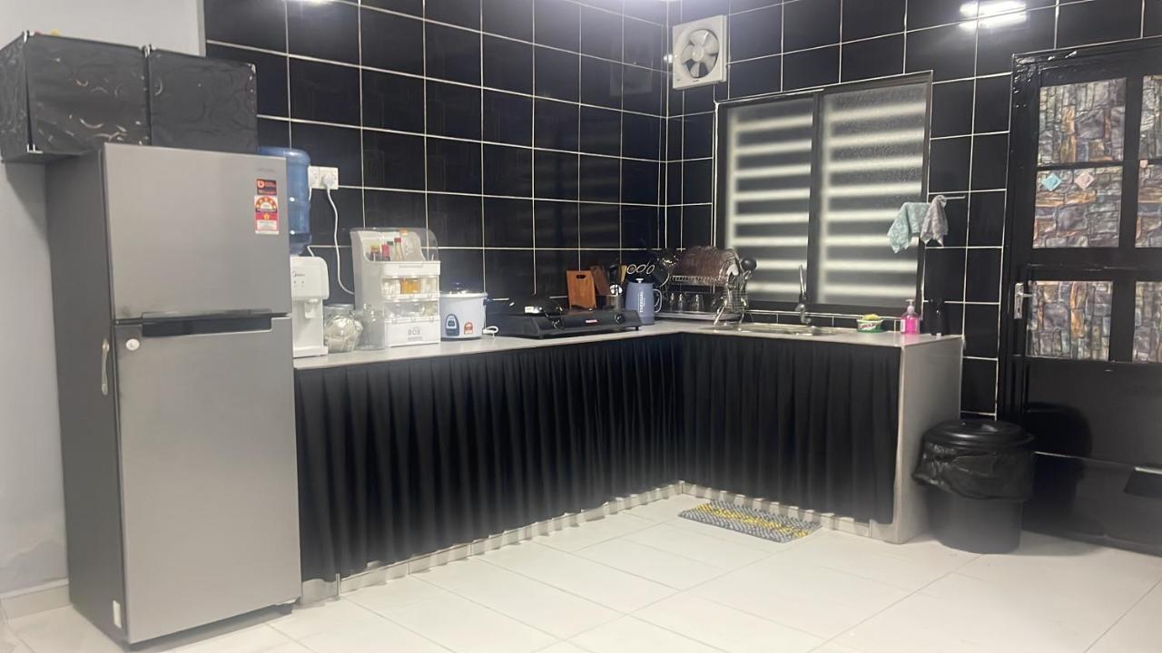 Emirda Homestay Pekan Razaki 2